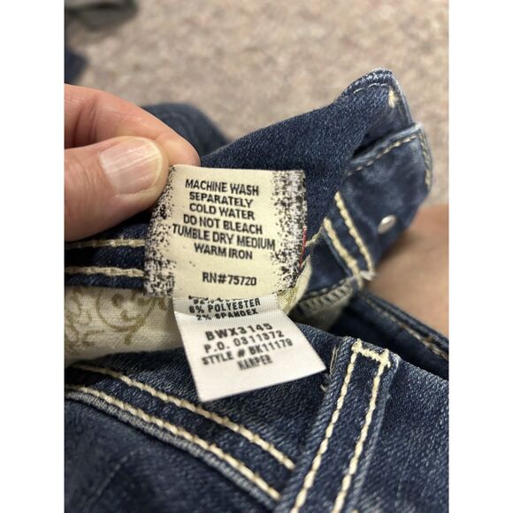 BKE Harper Blue Medium Wash Stretch Mid-Rise Cropped Cuffed Jeans Size 31 (US L) - Picture 10 of 15